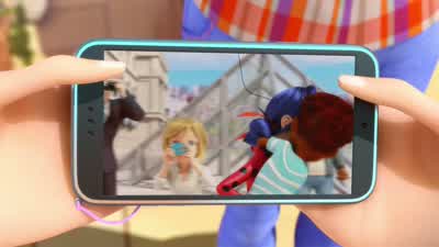 - Ladybug, hé un petit commentaire! - Miraculous: Tales of Ladybug & Cat Noir