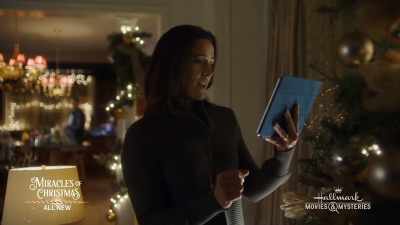 Lamento pelo Prof. Massey, querida.
Sei que o adoravas. - Christmas for Keeps