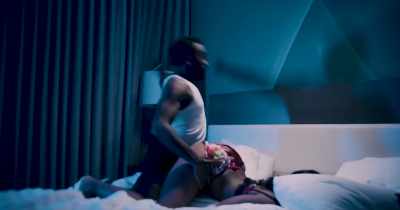(lamp clattering)
(Kale groaning) - 10 Reasons Why Men Cheat