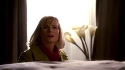 Lan, who the hell's phone is this? - Castle