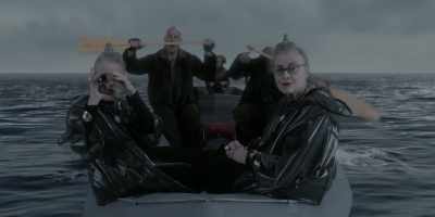 -Land ho!
-I told you to stop calling me that. - A Series of Unfortunate Events