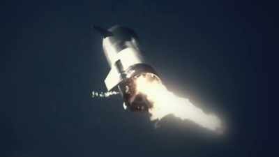 Landing the 100 ton
spacecraft proves challenging. - The Elon Musk Show