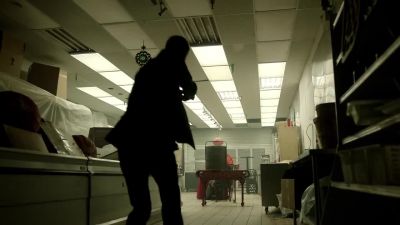 LAPD! Put your hands
where I can see 'em! - Lucifer