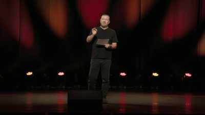 Вот интересный:
«Грустная ли концовка?» - Ricky Gervais: Armageddon