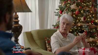 Lara called,
asking why you didn't show up - The Christmas Contest