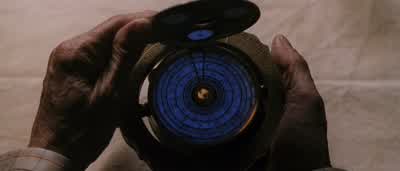 Lara, this is a unique object. - Lara Croft: Tomb Raider