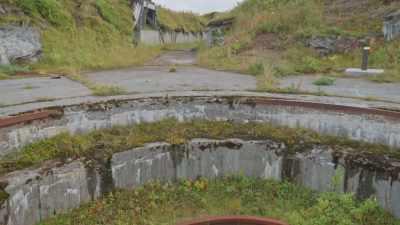 [Laresa] This was
an eight-inch gun, - Mysteries of the Abandoned