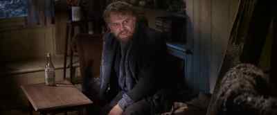 Larissa, three glasses. - Doctor Zhivago