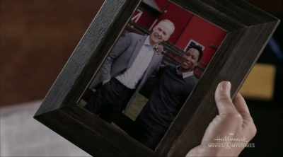 LARRY GOT
ENOUGH MONEY - Garage Sale Mysteries: Picture a Murder