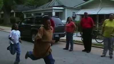 - LASHAWN: Come on, Dominique!
- Come on, Dominique!(Clapping) - Untrapped: The Story of Lil Baby