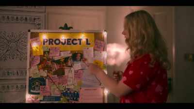Last Friday, Leila
also received a note - Rebel Cheer Squad: A Get Even Series