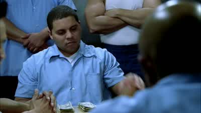 Last hand. - Prison Break