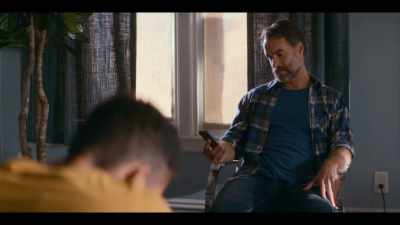 Last text said he'd be here in an hour.
That was over an hour ago. - Tales of the City