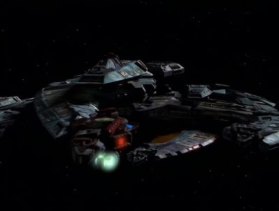 Last time on
"Star Trek - Deep Space Nine"... - Star Trek: Deep Space Nine