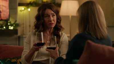 "Lateness, it's a moral
dilemma, ladies." - Christmas, Love and Fudge