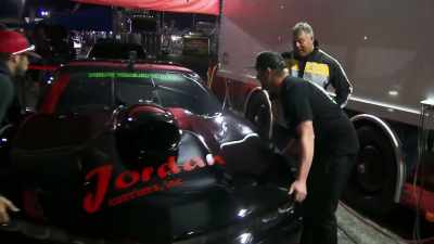 - [laughing] [bleep]
- [laughing] - Street Outlaws No Prep Kings Team Attack