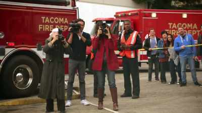 [ Laughing ][ Camera shutters clicking ] - Tacoma FD