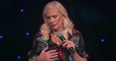 [laughing continues] - Leanne Morgan: I'm Every Woman