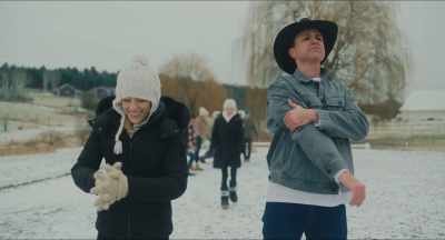 - [laughing] I remember,
that was such a long time- - Christmas Cowboy