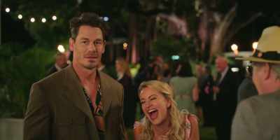 -[laughing]
-[laughing] Did you see his face? - Vacation Friends 2
