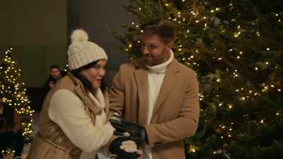 (laughing)
okay! I'm just-- - Mom's Christmas Boyfriend