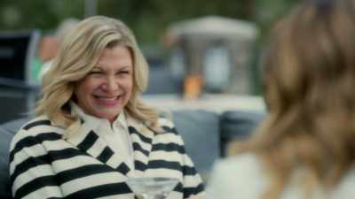 [laughing] - Deadly Wives Club