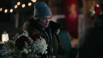 (laughing) - A Royal Christmas Crush