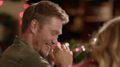 (laughing) - Toying with the Holidays