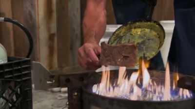 [laughing] - Moonshiners: Master Distiller