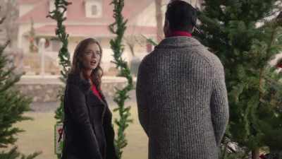 [laughing] - A Taste of Christmas