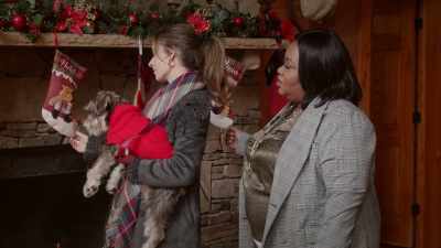 [laughing] - A Taste of Christmas