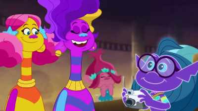 [ laughing ] - Trolls: TrollsTopia