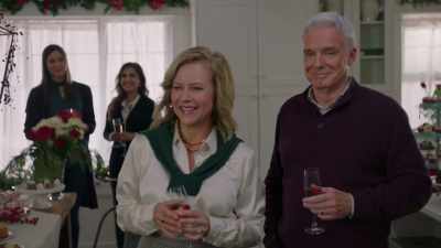 [laughing] - Christmas Unleashed