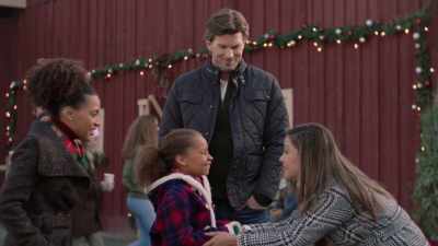 [laughing] - Christmas Unleashed