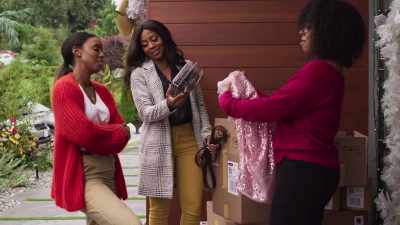 [laughing] - Merry Liddle Christmas