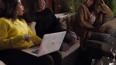 [laughing] - Merry Liddle Christmas