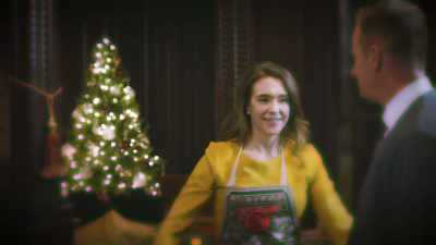 (laughing) - Christmas at the Chateau
