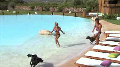 (LAUGHING) - Love Island