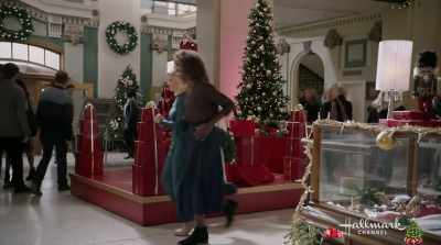 [laughing] - A Shoe Addict's Christmas