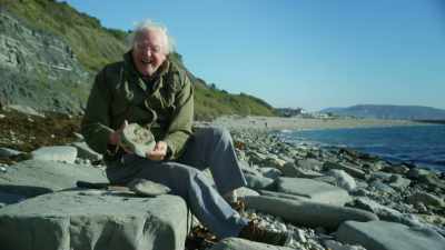 [ Laughing ] - Attenborough and the Sea Dragon