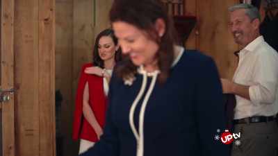 (laughing) - Christmas with a Prince: Becoming Royal