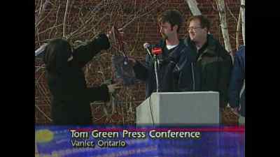 - [laughs]
- [crowd cheers] - This Is the Tom Green Documentary