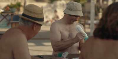 - [laughs]
- [nudists chuckle] - High Desert