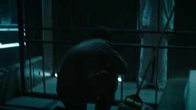 (laughs):
Oh! - The Passage