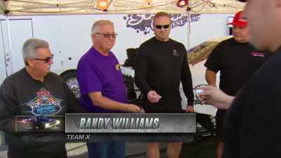 - [laughs]
- Randy and, uh, Robin. - Street Outlaws No Prep Kings Team Attack