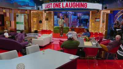 [laughs] - LOL: Last One Laughing Canada