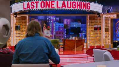 [laughs] - LOL: Last One Laughing Canada
