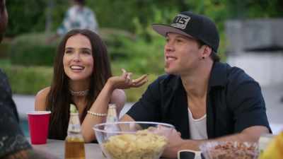 (laughs) - The Real Bros of Simi Valley: The Movie