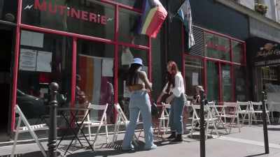 [ Laughs ] - Love Trip: Paris