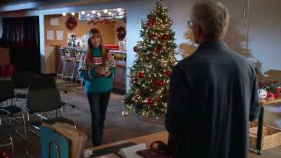 [laughs] - A Christmas Spark